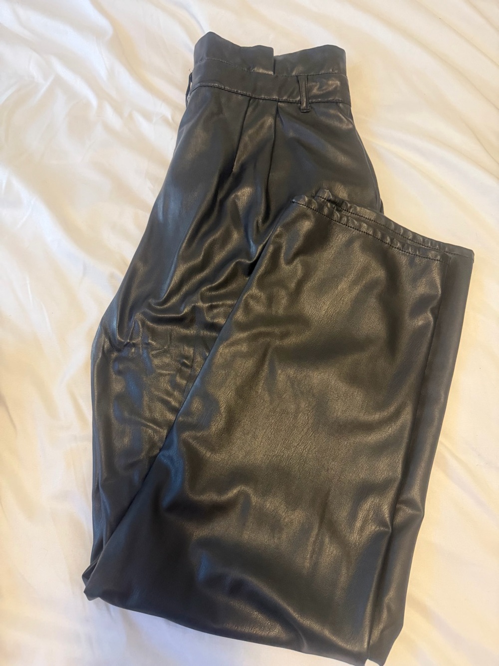 Joe Fresh faux leather trousers in black, size 6